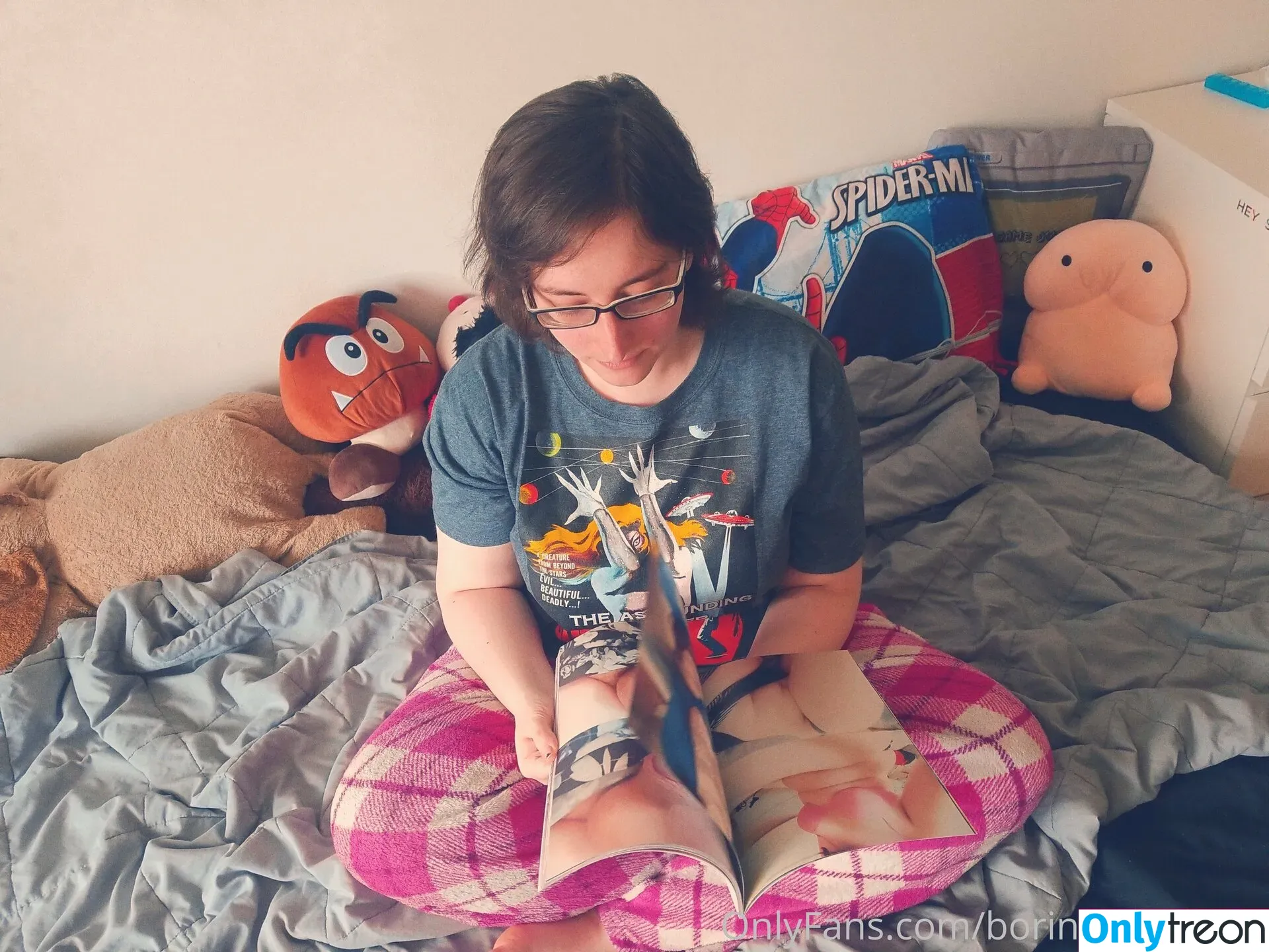 boringkatestore nude photo #0007 (theboringkate)