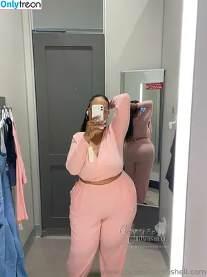 boujeebombshell / BIG BOUJEE / the.boujeebombshell / thebbwbombshell фото голая #0048