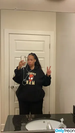 boujeebombshell / BIG BOUJEE / the.boujeebombshell / thebbwbombshell фото голая #0065