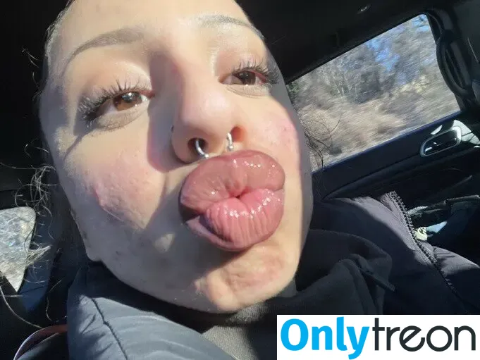 br1mberly nude photo #0001 (beyondbri_ / brisberries21)