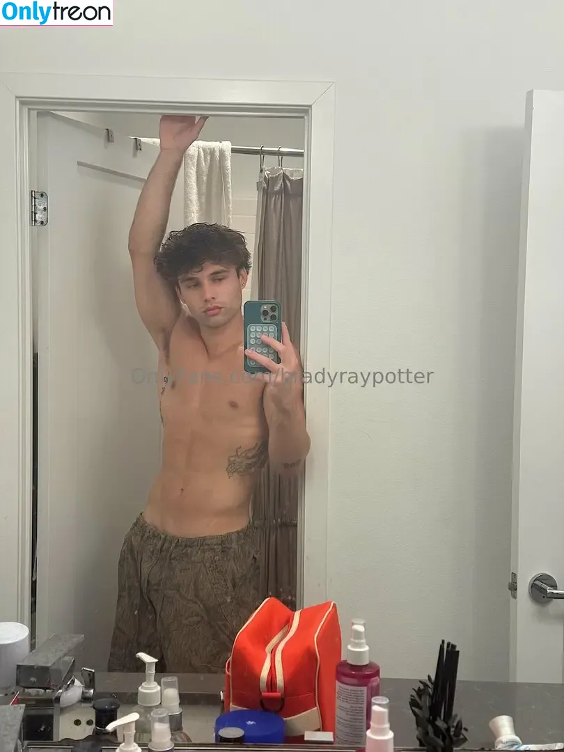 bradyraypotter nude photo #0014 (bradypotter)