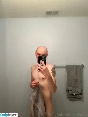  nude photo #0004