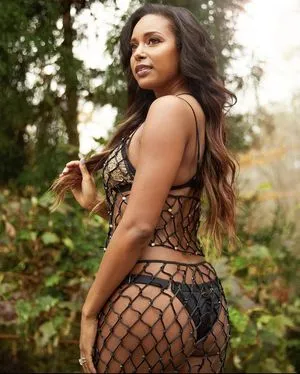 Brandi Rhodes / thebrandirhodes nude photo #0014