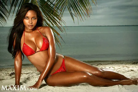 Brandi Rhodes / thebrandirhodes nude photo #0153