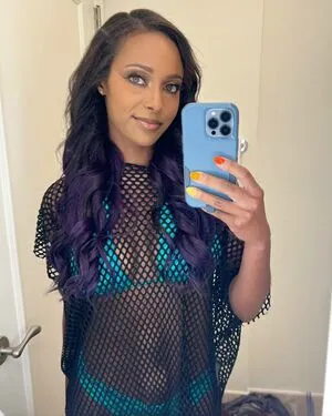 Brandi Rhodes / thebrandirhodes nude photo #0283