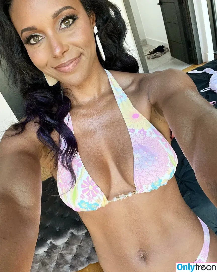 Brandi Rhodes голая photo #0252 (thebrandirhodes)