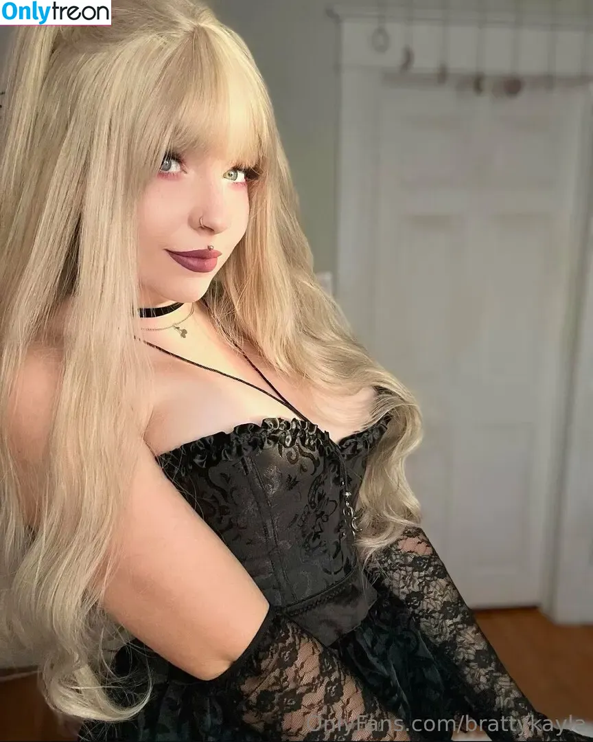 Brattykayla nude photo #0011 (brattykayla666)