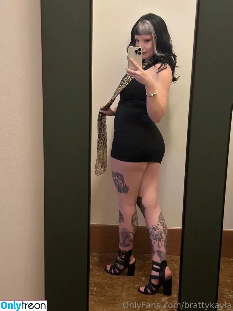 Brattykayla nude photo #0022 (brattykayla666)