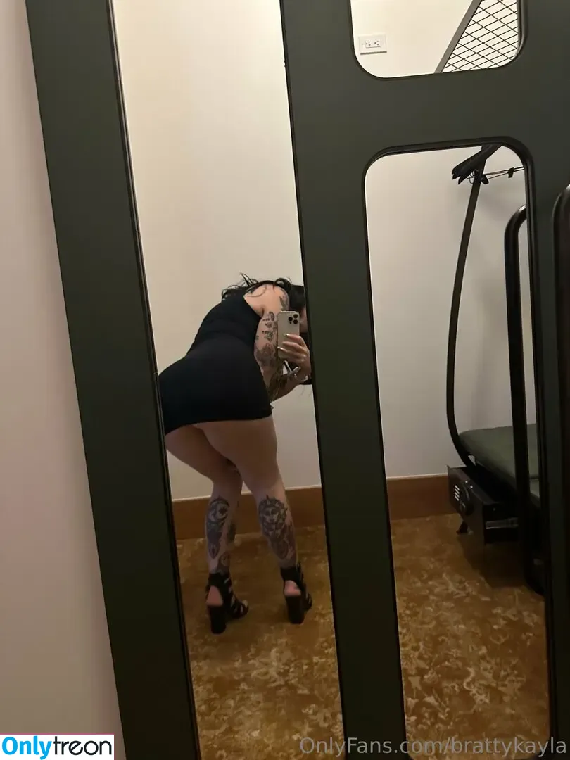 Brattykayla nude photo #0024 (brattykayla666)