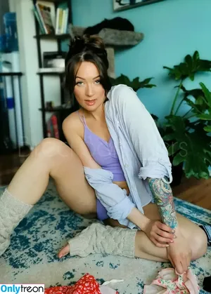 breasommers / brea.sommers nude photo #0064