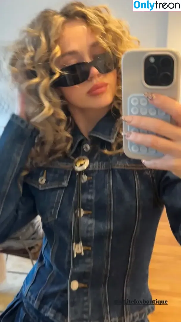 Brec Bassinger голая photo #0475 (brecbassinger)