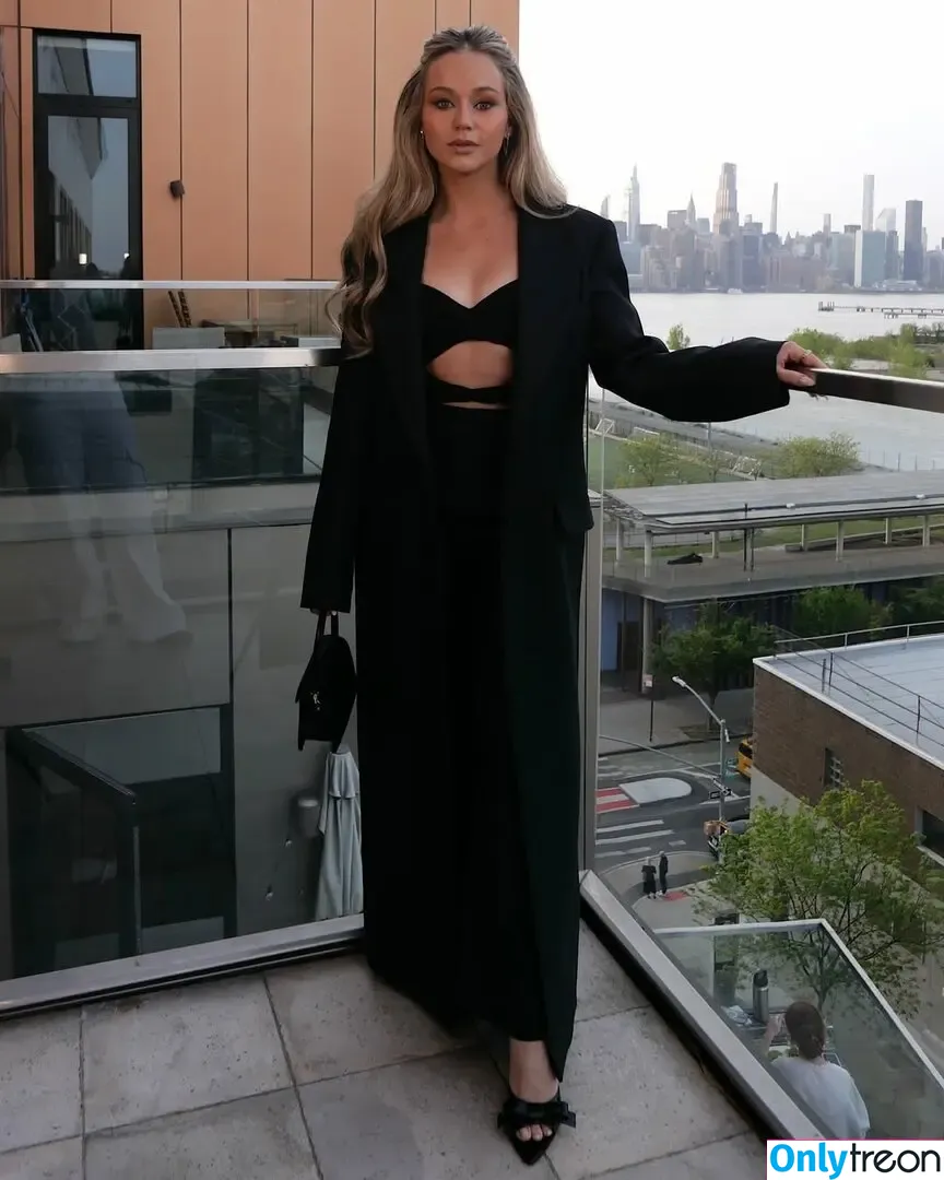Brec Bassinger nude photo #0490 (brecbassinger)