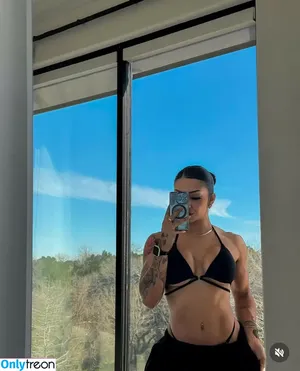 breegxx / xxbreanaxx nude photo #0001