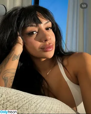 breegxx / xxbreanaxx nude photo #0005