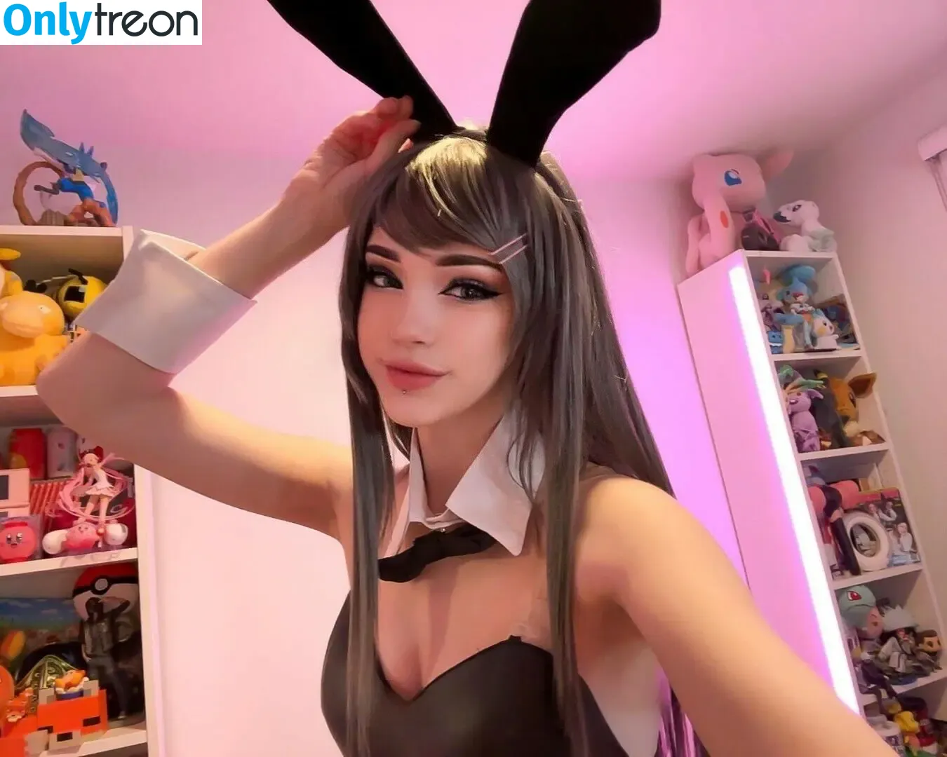 breesknees голая photo #0001 (bunnygirlbree)