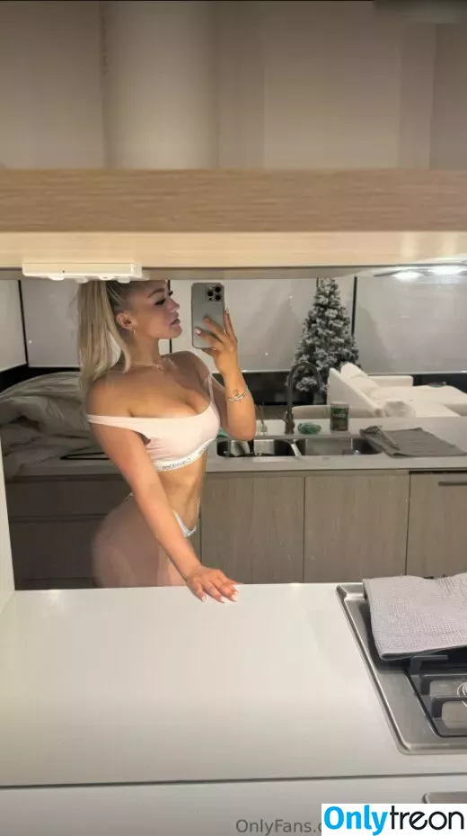 breezy.riding nude photo #0050 (breezy.riding)
