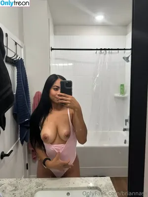 brezn / Briannashot69 / briannass / briannass69 nude photo #0225