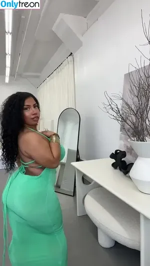 Bri Ballesteros / forevercurlybri nude photo #0078