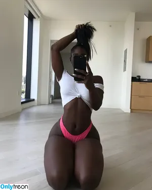 Bria Myles / realbriamyles фото голая #0011
