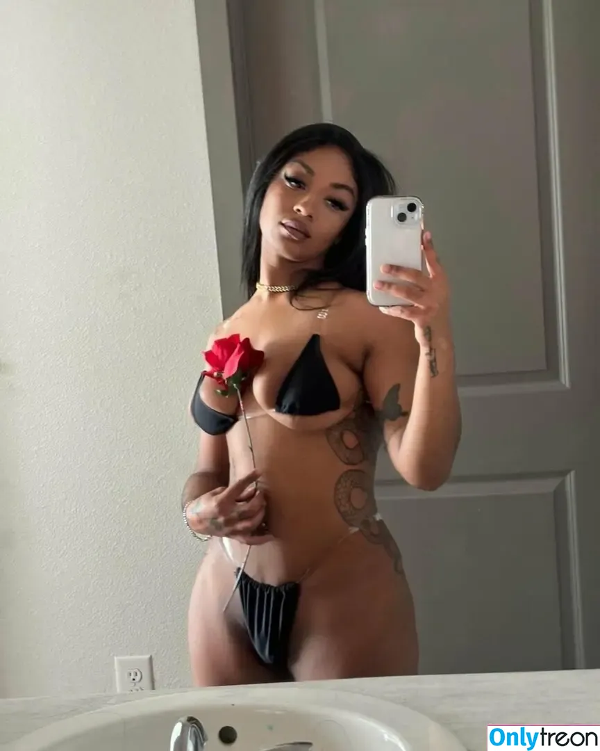 Briafaye nude photo #0001 (briafaye1)