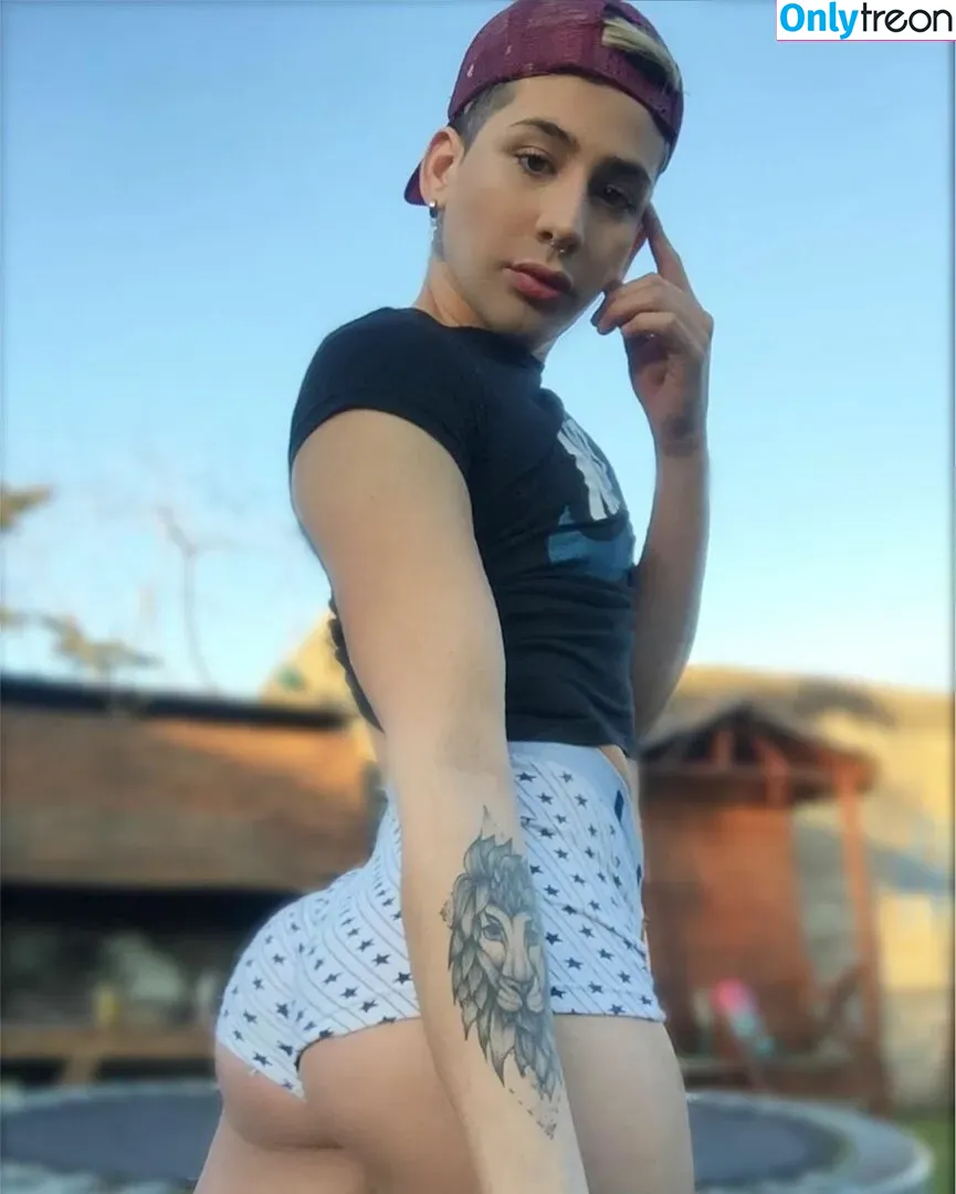 Brian Paz nude photo #0012 (BPazok / Femboy / brianpaz / brianpaz_)