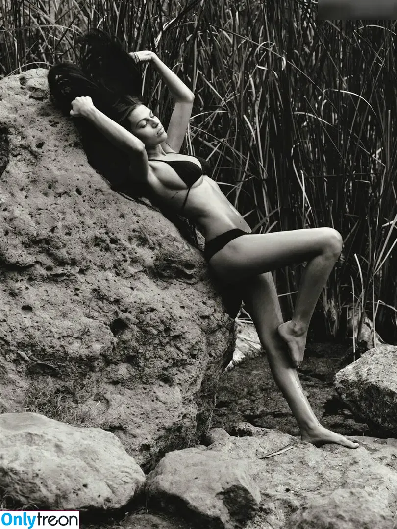 Brianna Stone голая photo #0026 (Brianna Stone)