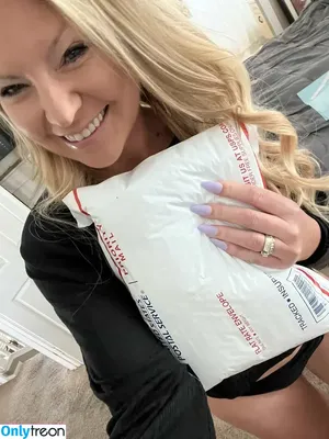 briannabrooks / bri.bro.oks nude photo #0056