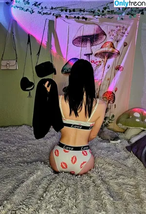 Briannaficial / Brianna.Official / brianna.0fficial фото голая #0020