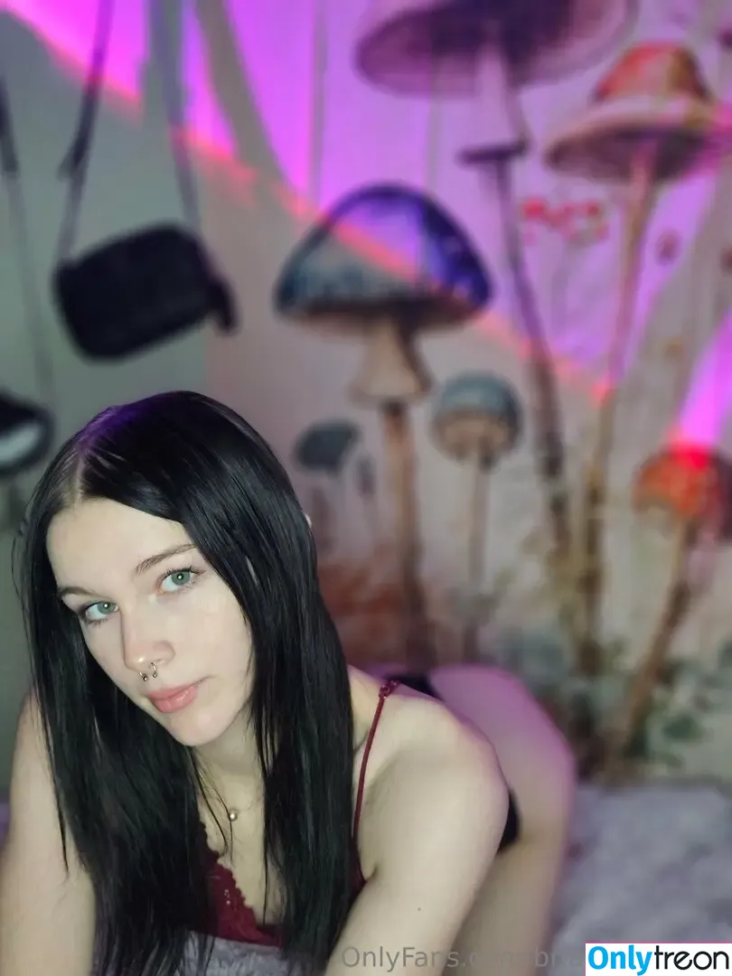 Briannaficial голая photo #0034 (Brianna.Official / brianna.0fficial)