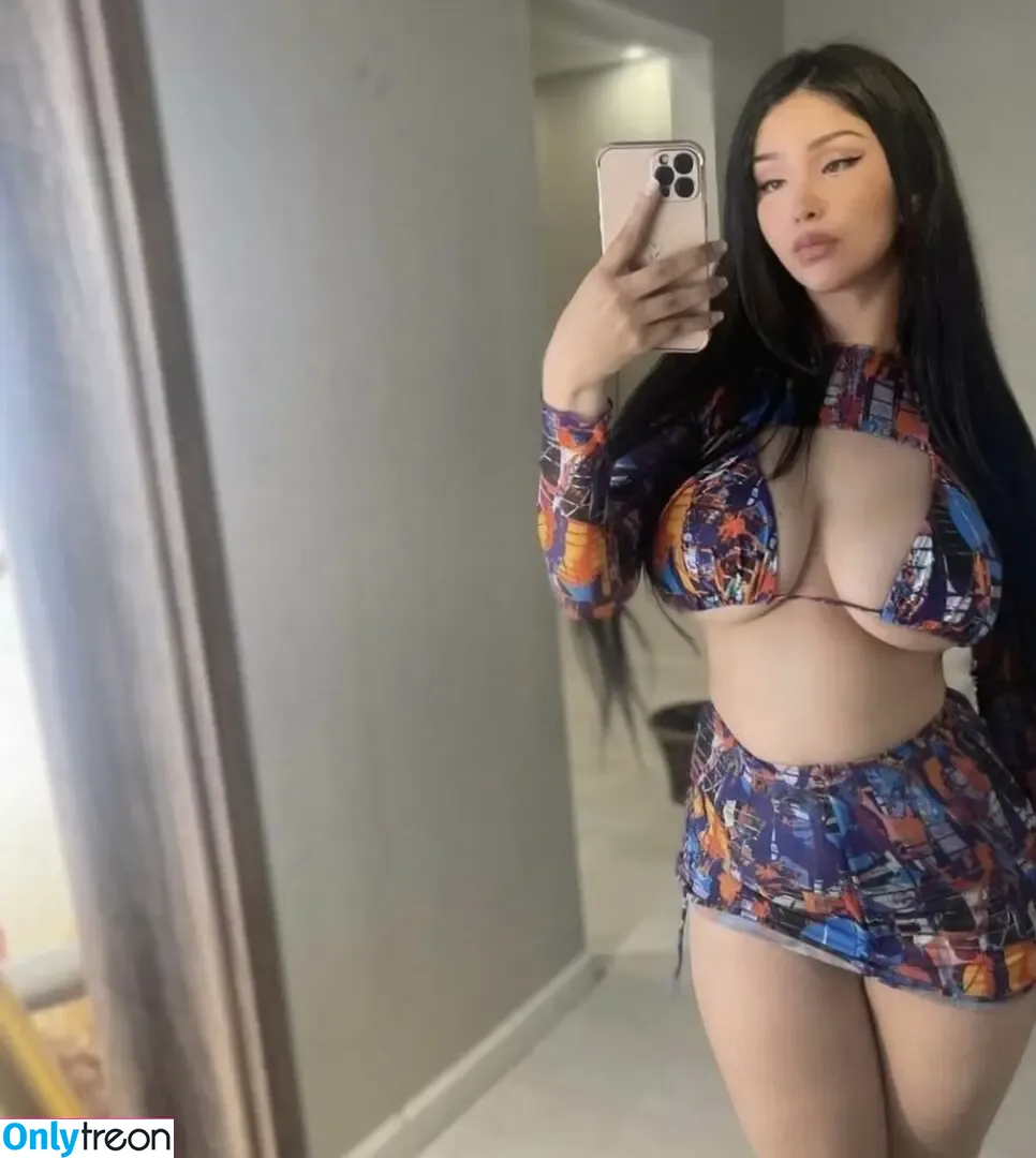 Briannyl Rodriguez nude photo #0003 (chile_rellenoo / kiaragiraldo)