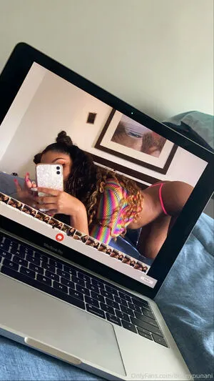 Brianypunani nude photo #0005