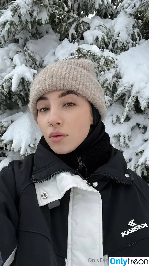 bribunn голая photo #0035 (_bribunn)