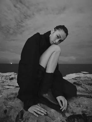 Bridget Gao Hollitt / reversegaogurl фото голая #0086