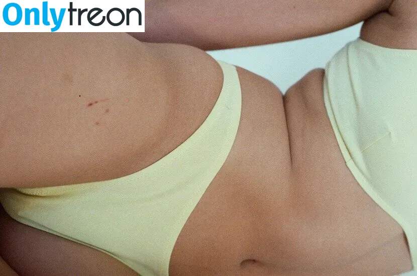 Bridget Gao Hollitt nude photo #0014 (reversegaogurl)