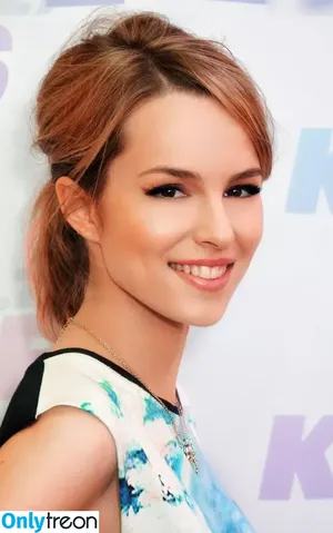 Bridgit Mendler / bridgitmendler nude photo #0002