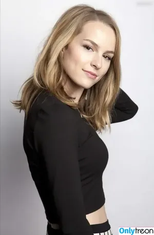 Bridgit Mendler / bridgitmendler nude photo #0025