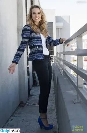 Bridgit Mendler / bridgitmendler nude photo #0032