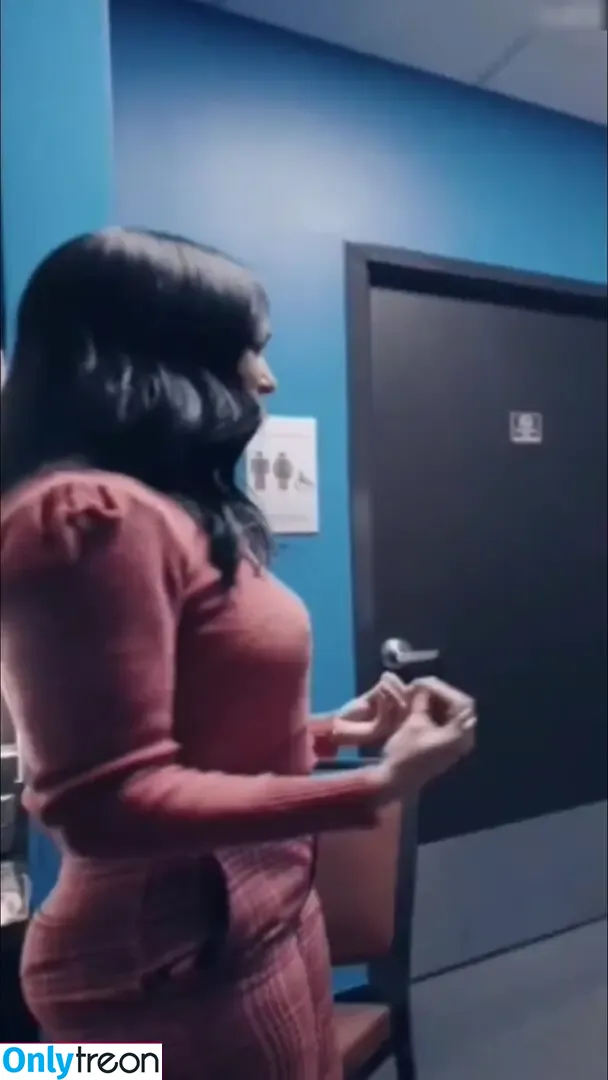 Brie Bella голая photo #0050 (brie)