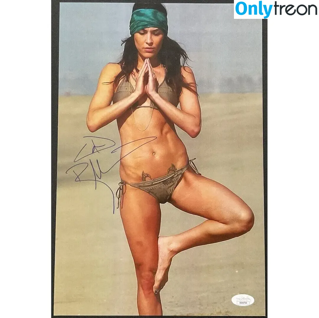 Brie Bella голая photo #0057 (brie)
