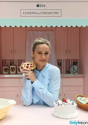 Brie Larson / brielarson nude photo #1367