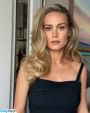 Brie Larson / brielarson nude photo #1372