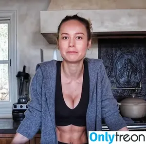 Brie Larson / brielarson nude photo #1498
