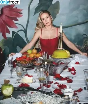 Brie Larson / brielarson nude photo #1537