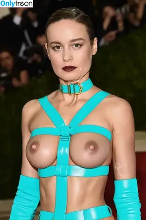 Brie Larson / brielarson nude photo #1606