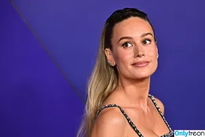 Brie Larson / brielarson nude photo #1695