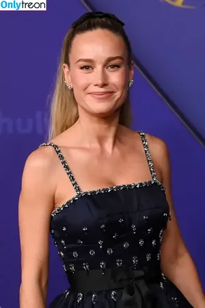 Brie Larson / brielarson nude photo #1697