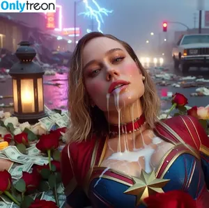 Brie Larson / brielarson nude photo #1715