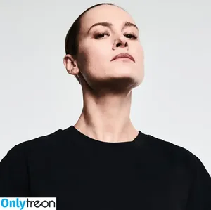 Brie Larson / brielarson nude photo #1749