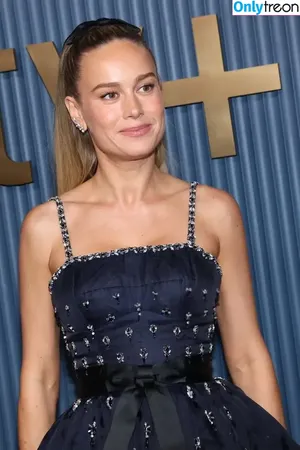 Brie Larson / brielarson nude photo #1781