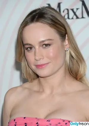 Brie Larson / brielarson nude photo #1804